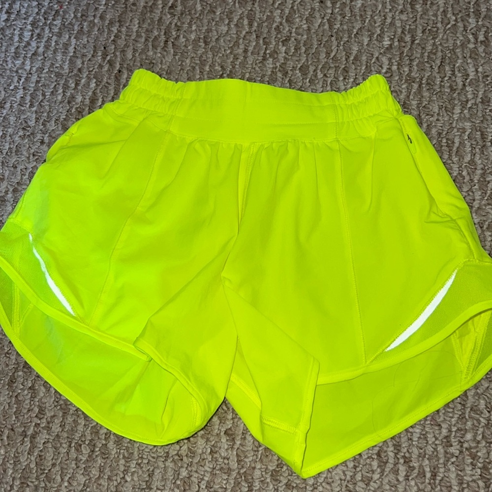Lululemon hotty hot shorts